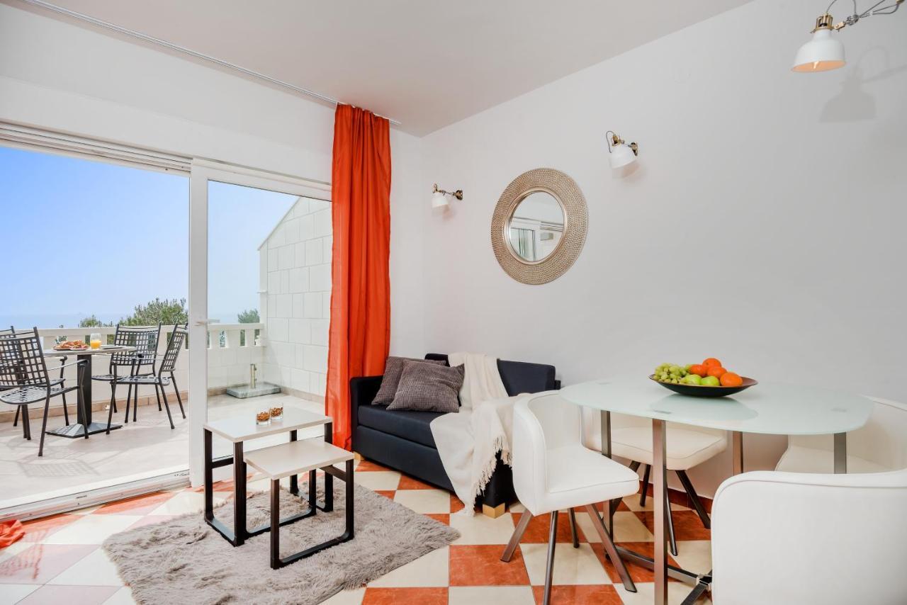 Apartments And Rooms With Parking Space Rogoznica - 10339 المظهر الخارجي الصورة