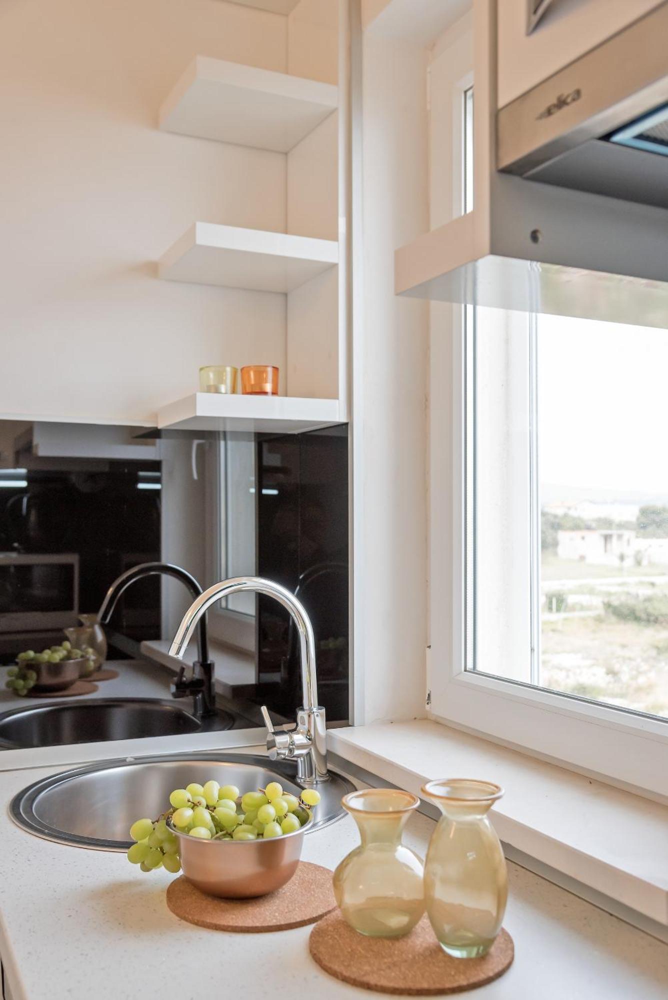 Apartments And Rooms With Parking Space Rogoznica - 10339 الغرفة الصورة